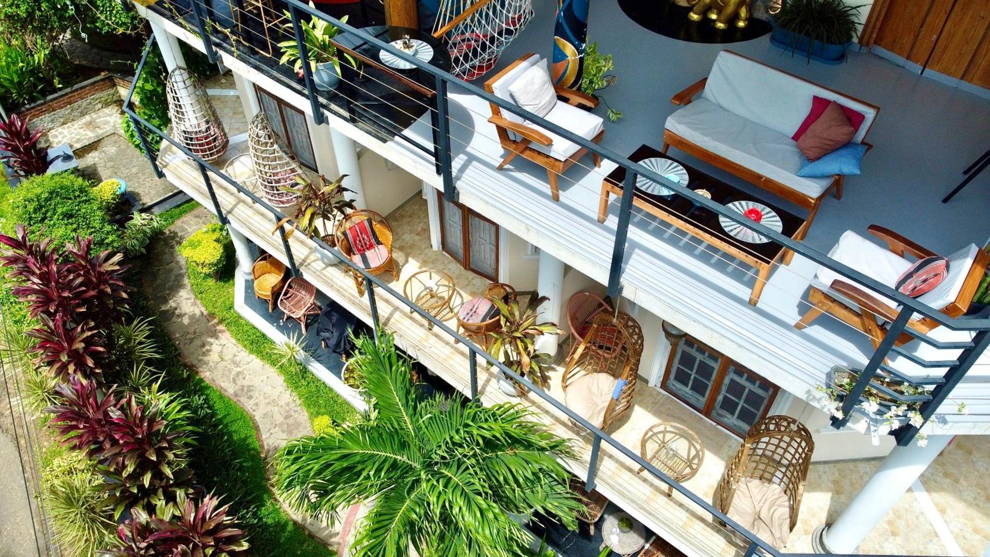 Habibi Hostel & Restaurant Unawatuna Eksteriør billede